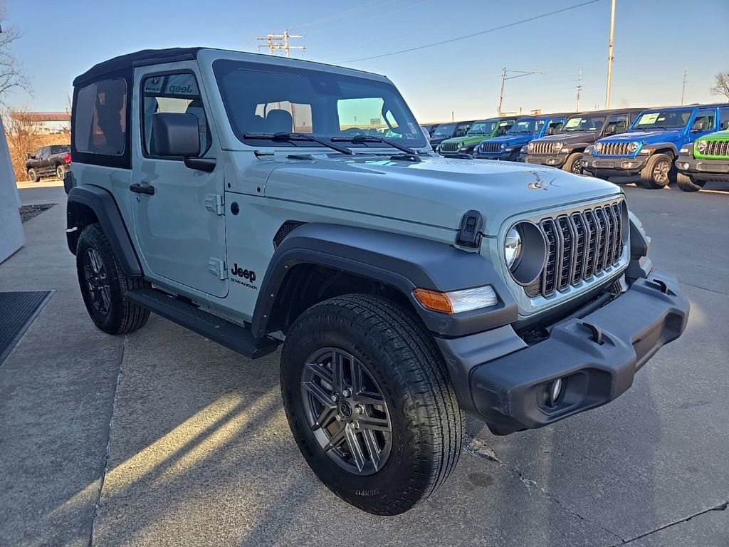 Used 2024 Jeep Wrangler Sport S image 12