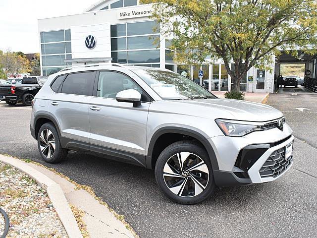 New 2025 Volkswagen Taos SE