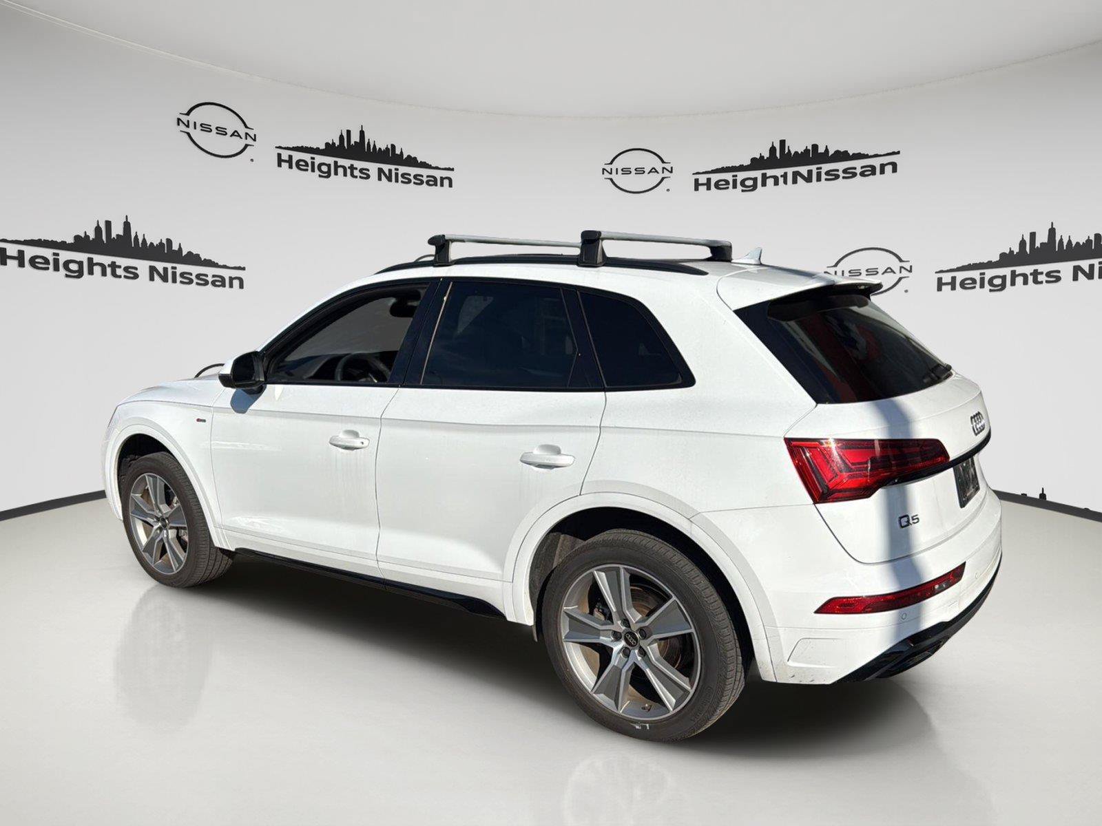 Used 2025 Audi Q5 2.0T Premium AWD/4WD image 2