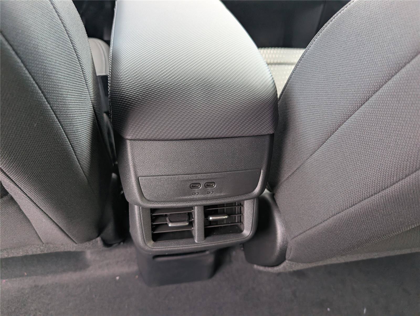 New 2027 Chevrolet Equinox LT FWD image 14