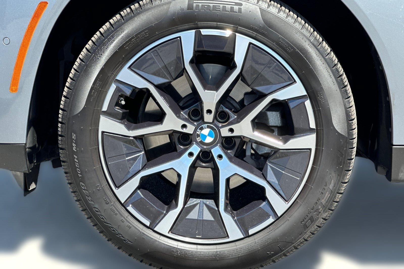 Used 2025 BMW X3 xDrive30i w/ Premium Package AWD/4WD image 13