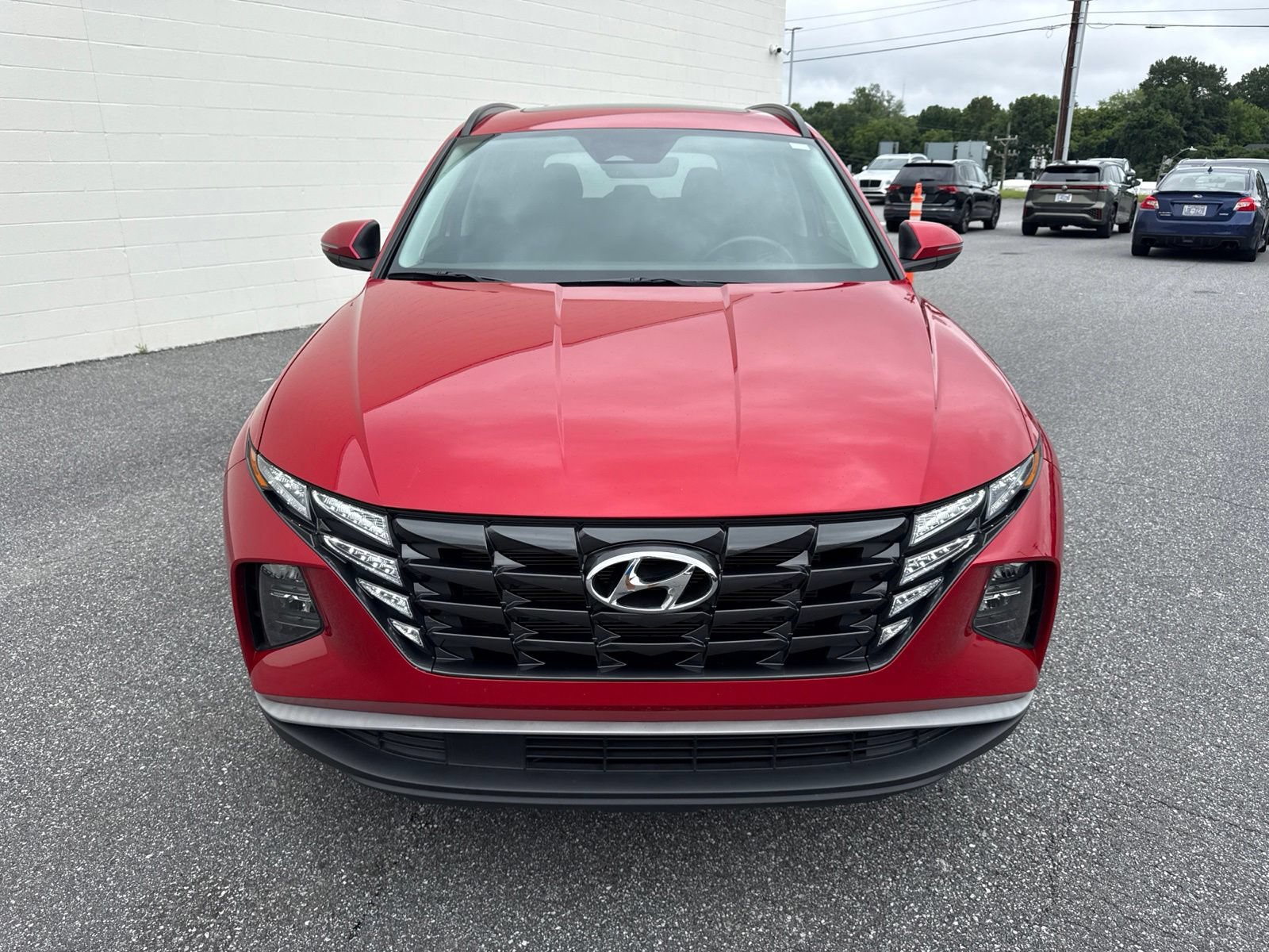 Certified 2023 Hyundai Tucson SEL w/ Convenience Package AWD/4WD image 2