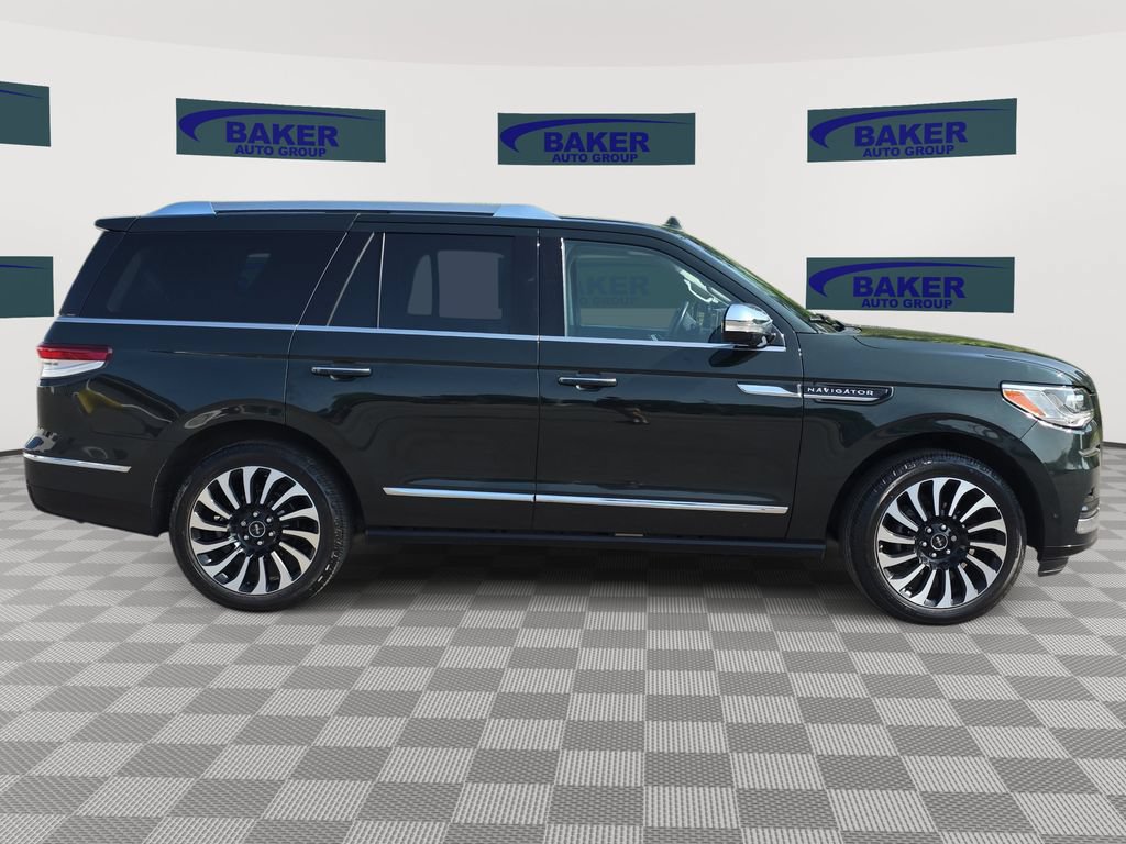 Used 2022 Lincoln Navigator Black Label AWD/4WD image 4