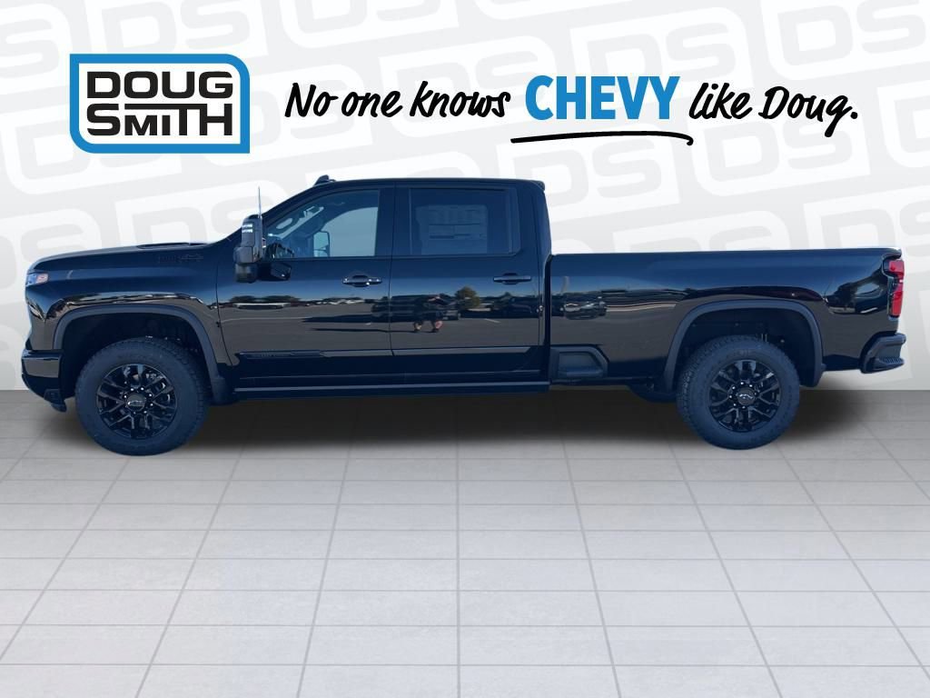 New 2026 Chevrolet Silverado 3500 High Country w/ Midnight Edition image 3