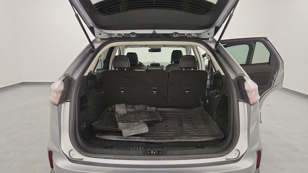Used 2022 Ford Edge SEL image 24