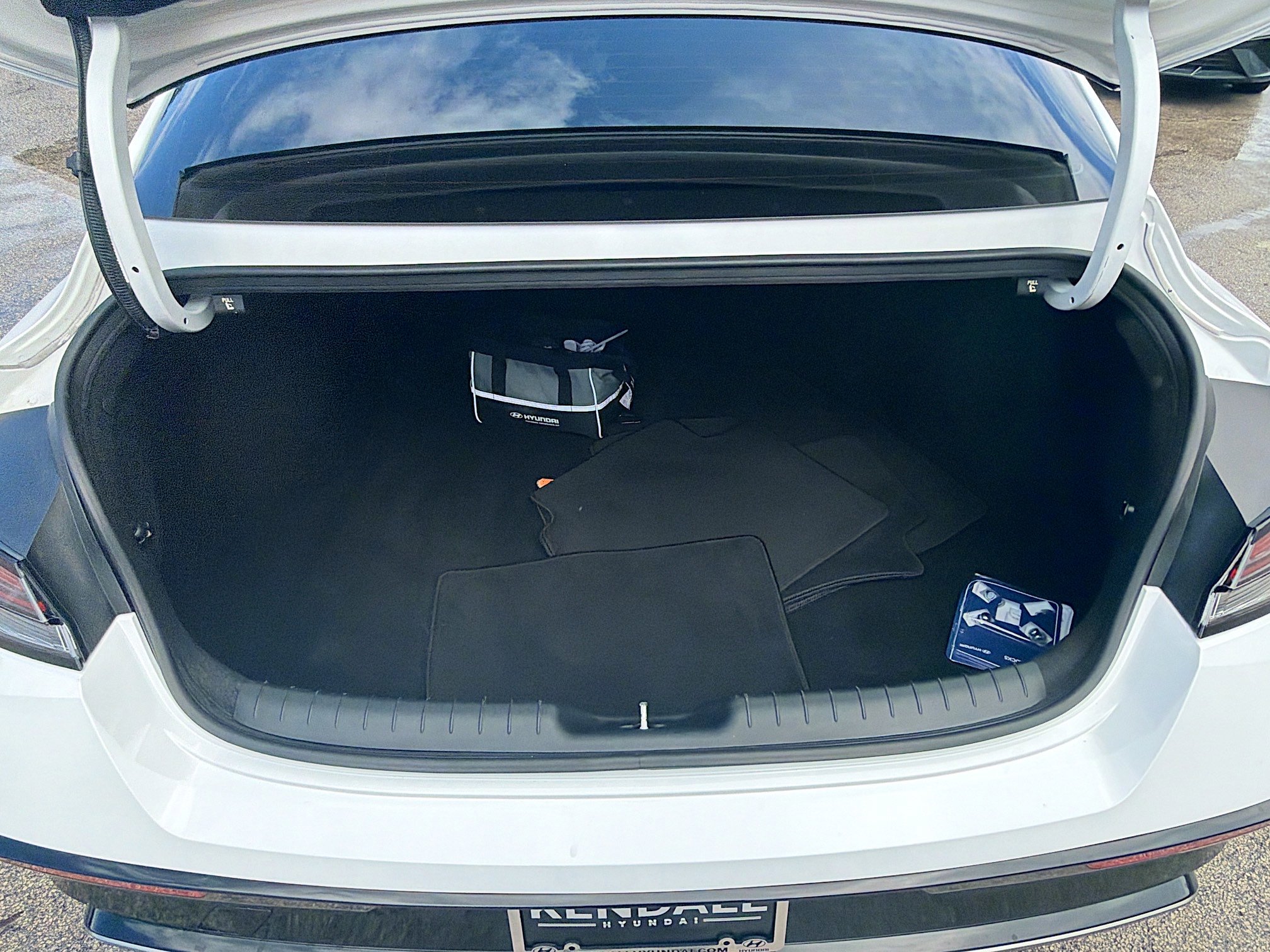 Used 2024 Hyundai Elantra N Line image 23