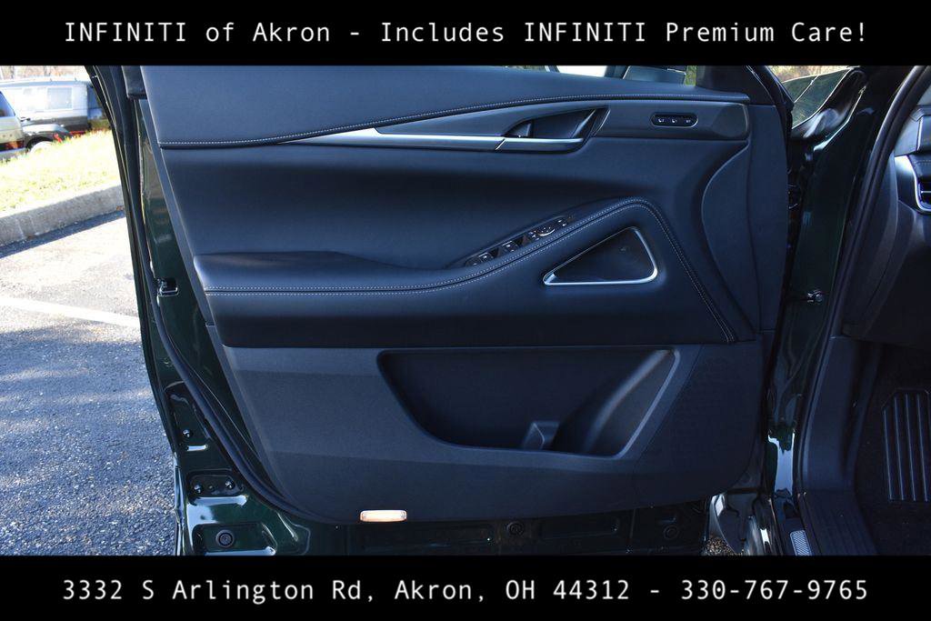 New 2026 INFINITI QX60 Luxe w/ Cargo Package image 10