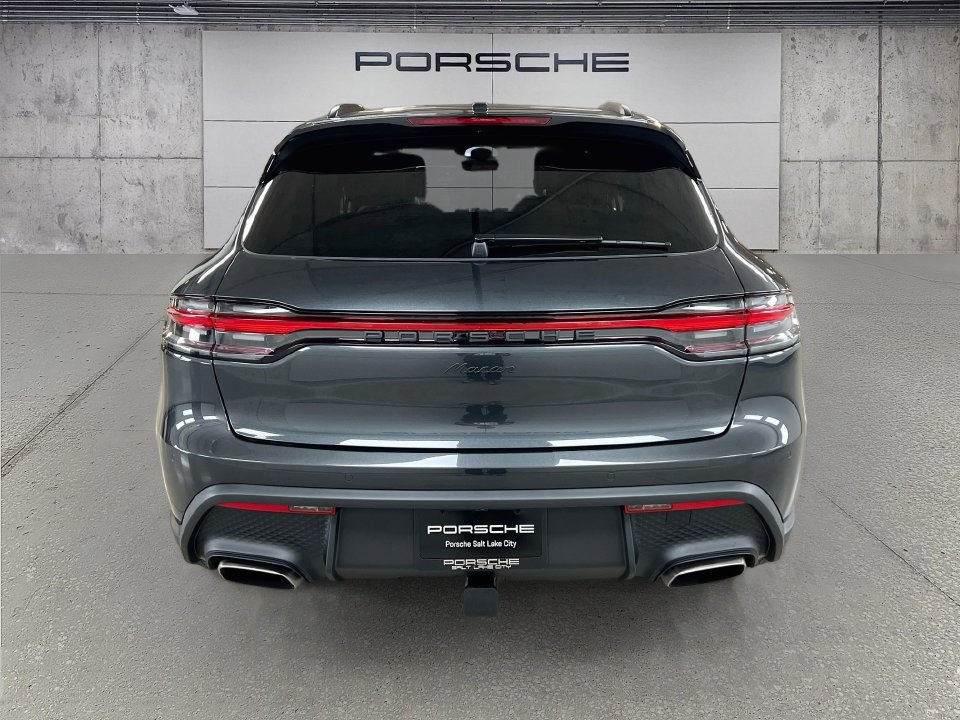 New 2026 Porsche Macan AWD/4WD image 10