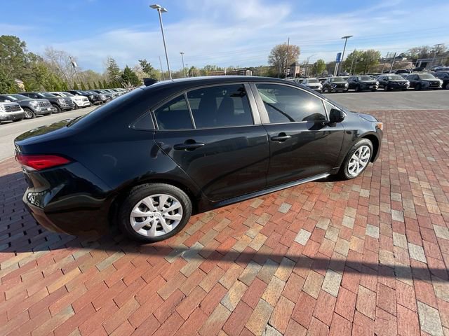Used 2022 Toyota Corolla LE image 35
