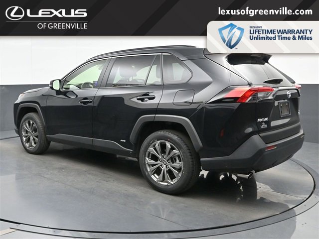 Used 2023 Toyota RAV4 XLE Premium image 6