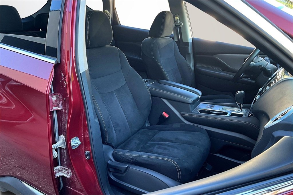 Used 2019 Nissan Murano SV image 27