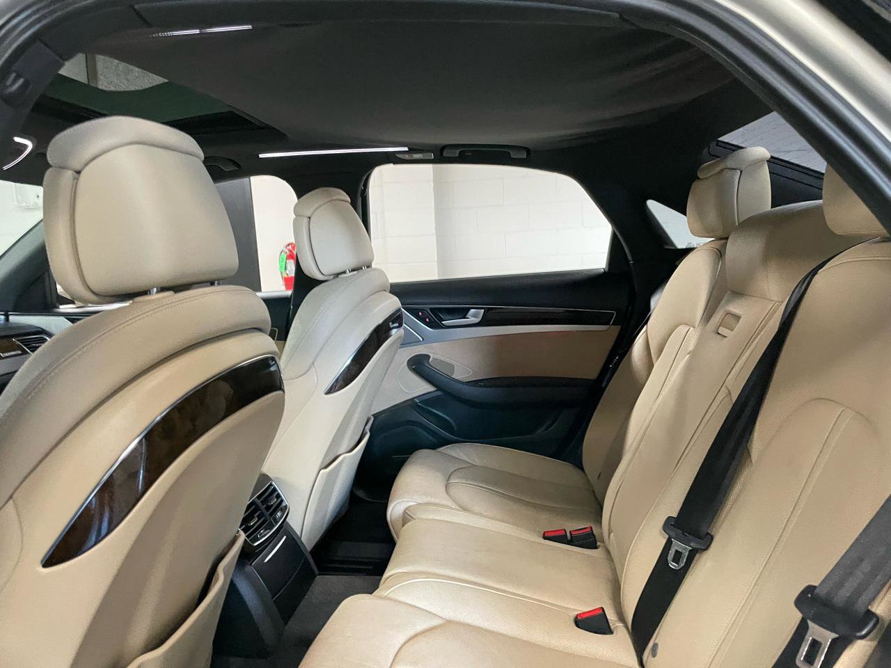 Used 2011 Audi A8 4.2 image 12