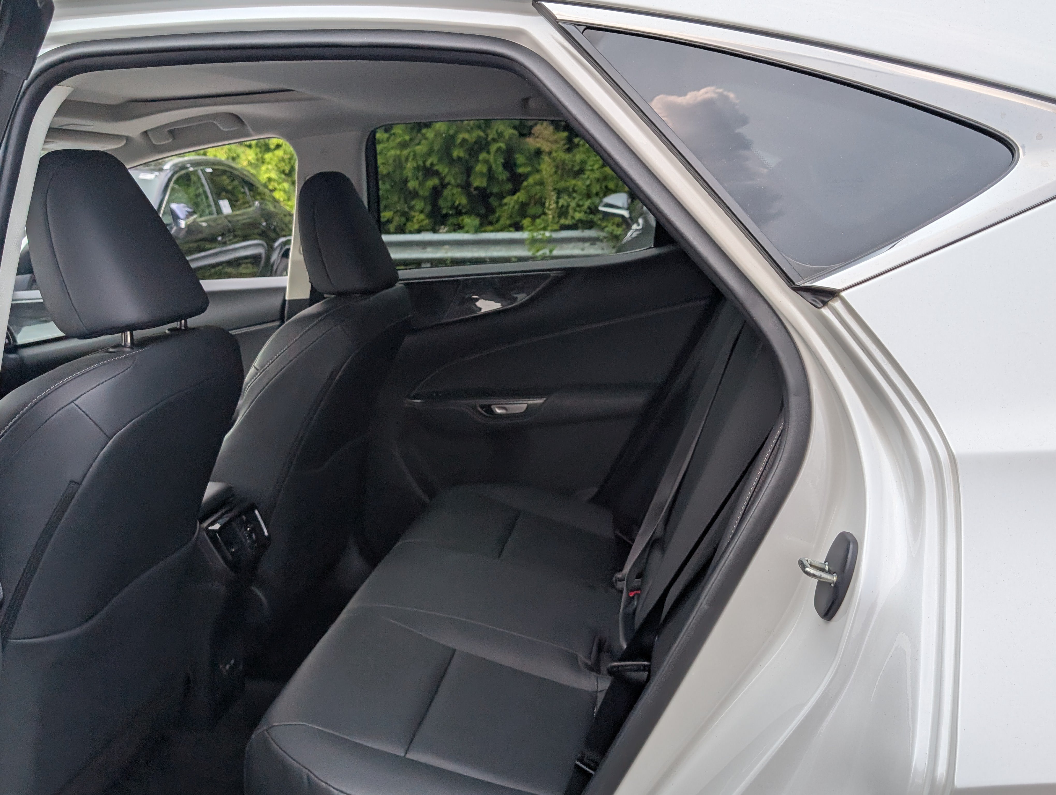 Certified 2025 Lexus NX 350 AWD w/ Accessory Package (2T) image 15