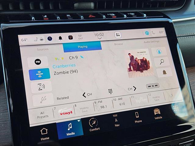 Used 2023 Jeep Grand Cherokee L Summit w/ MOPAR Finishing Package image 13