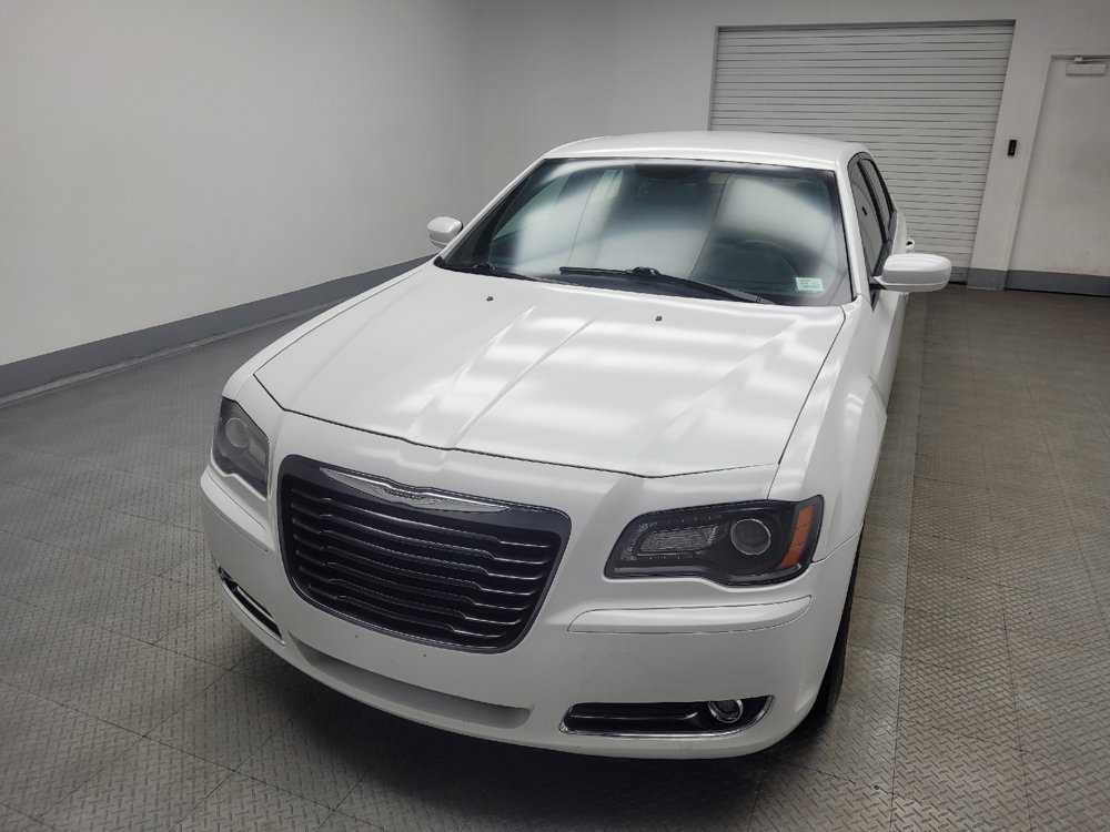 Used 2014 Chrysler 300 S AWD/4WD image 15