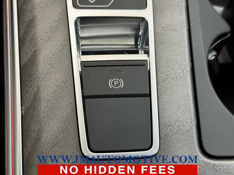 Used 2024 Audi A6 Premium Plus image 32