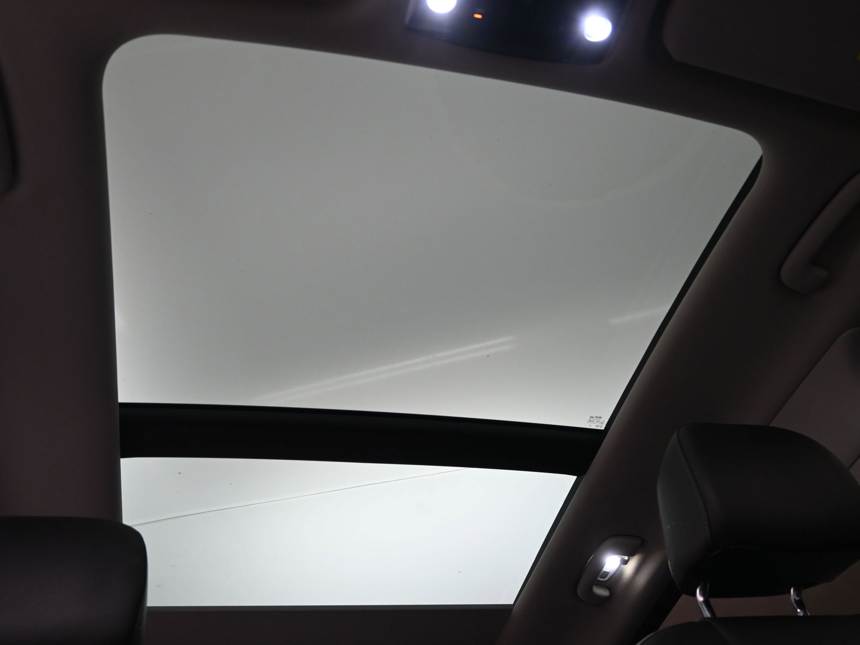 Used 2021 Kia Sorento SX image 31