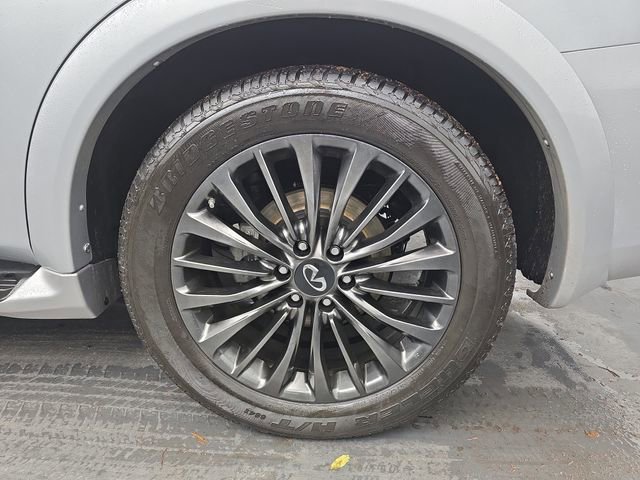Used 2022 INFINITI QX80 Premium Select w/ All-Season Package image 16