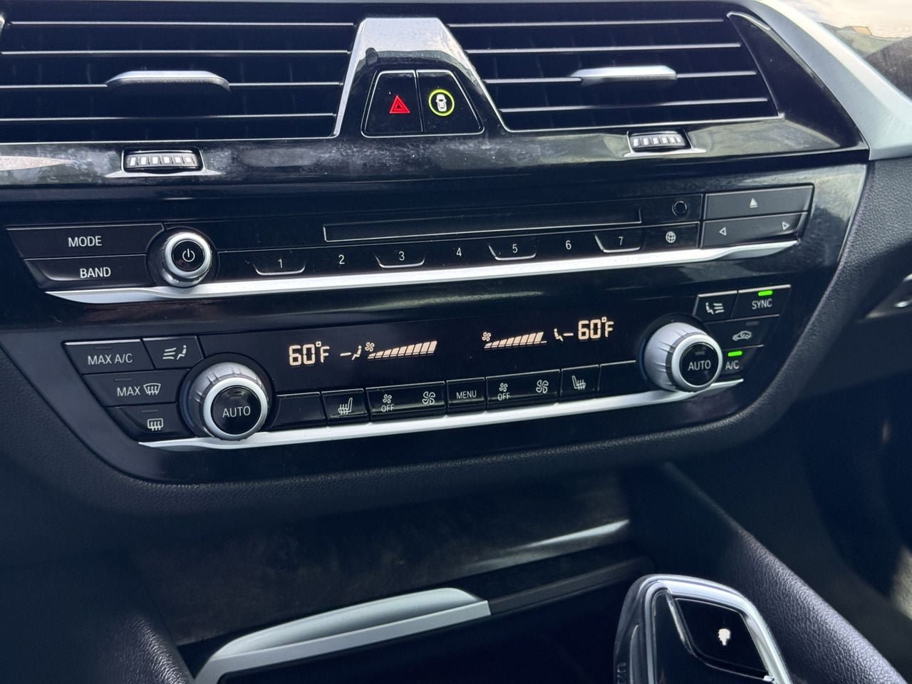 Used 2019 BMW 540i w/ Convenience Package RWD image 19