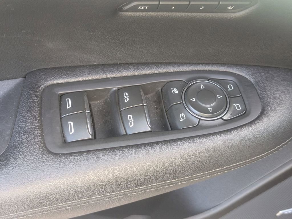 Used 2023 Cadillac XT5 Premium Luxury image 16