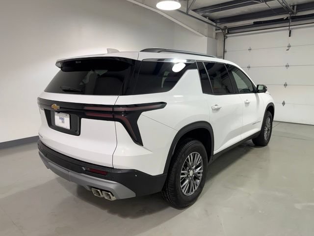 Used 2026 Chevrolet Traverse LT w/ Driver Confidence Package FWD image 7
