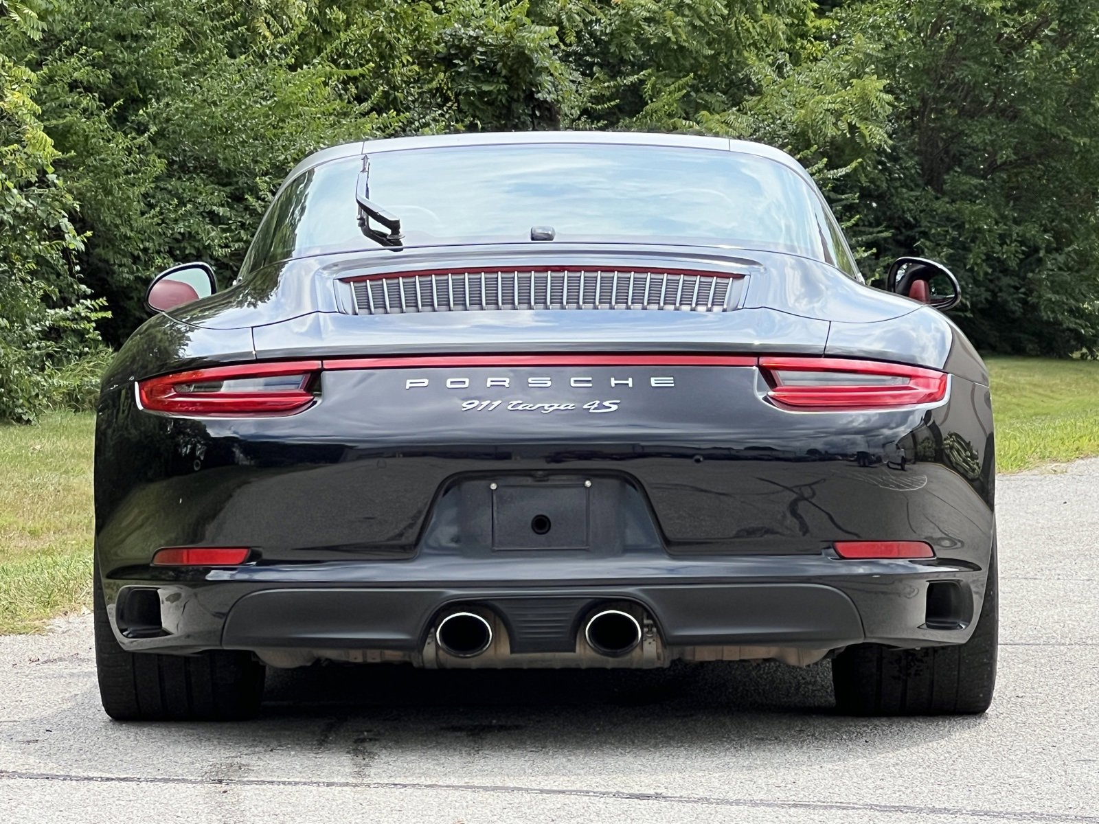 Used 2017 Porsche 911 Targa 4S image 9