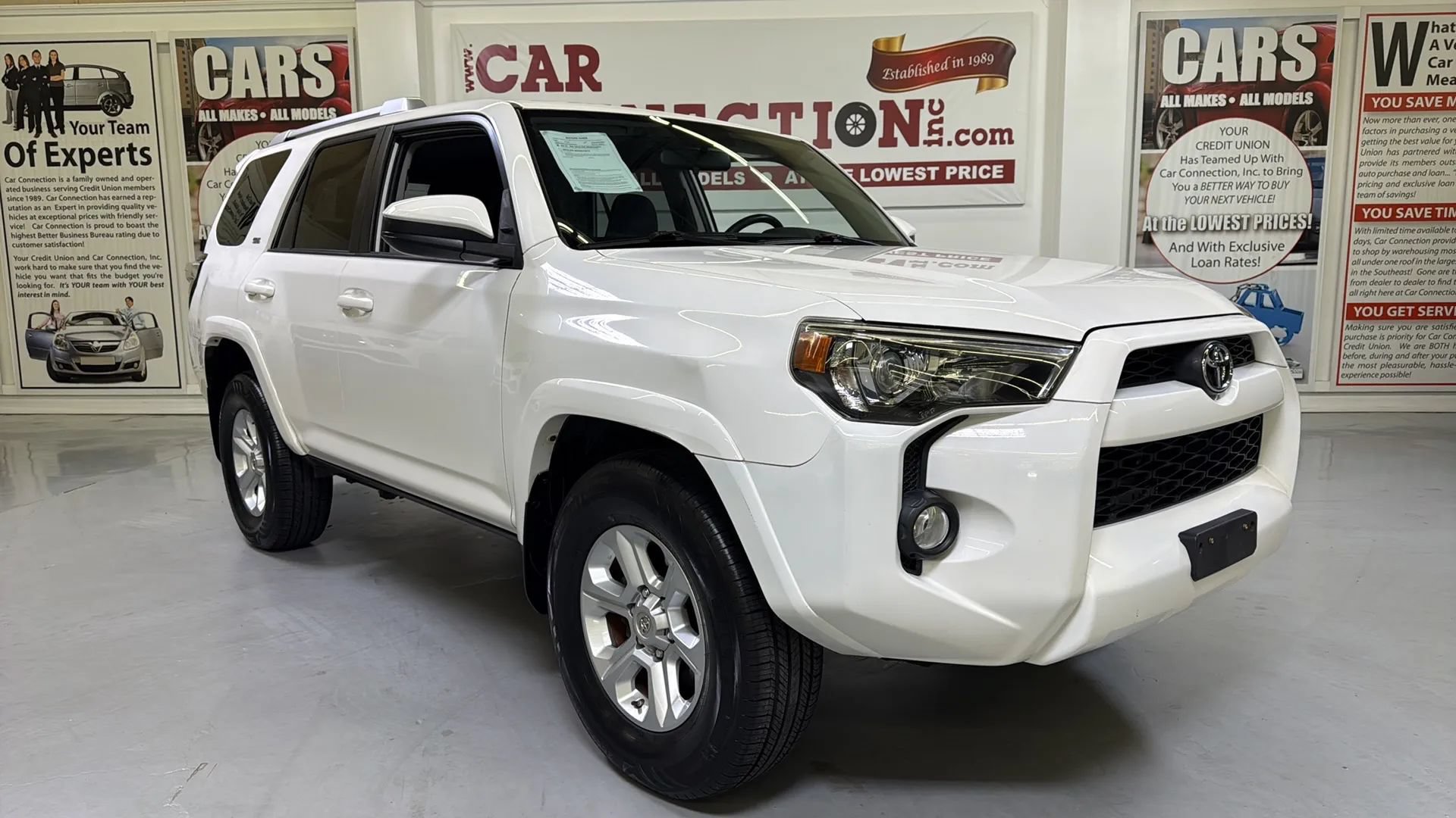 Used 2018 Toyota 4Runner SR5 RWD image 7