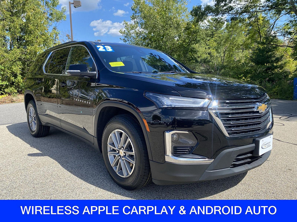 Used 2023 Chevrolet Traverse LT w/ LPO, Floor Liner Package AWD/4WD image 4