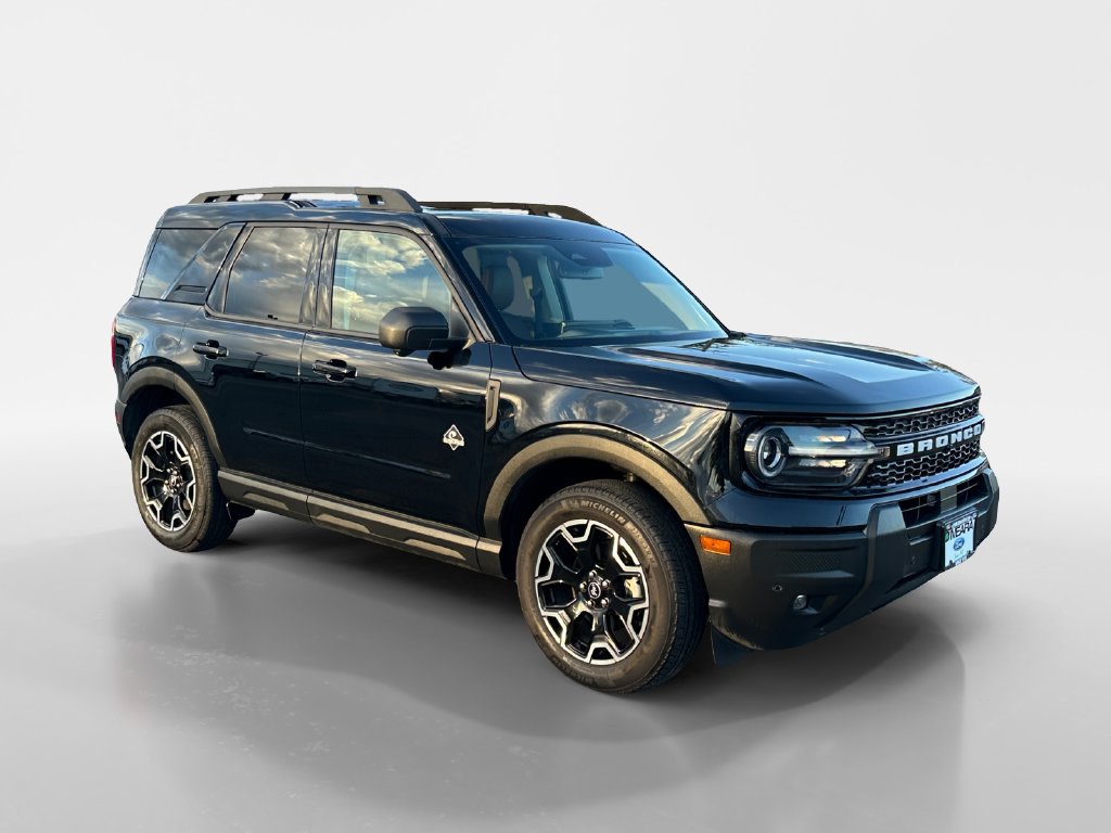Used 2025 Ford Bronco Sport Outer Banks w/ Outer Banks Tech Package+ AWD/4WD image 9