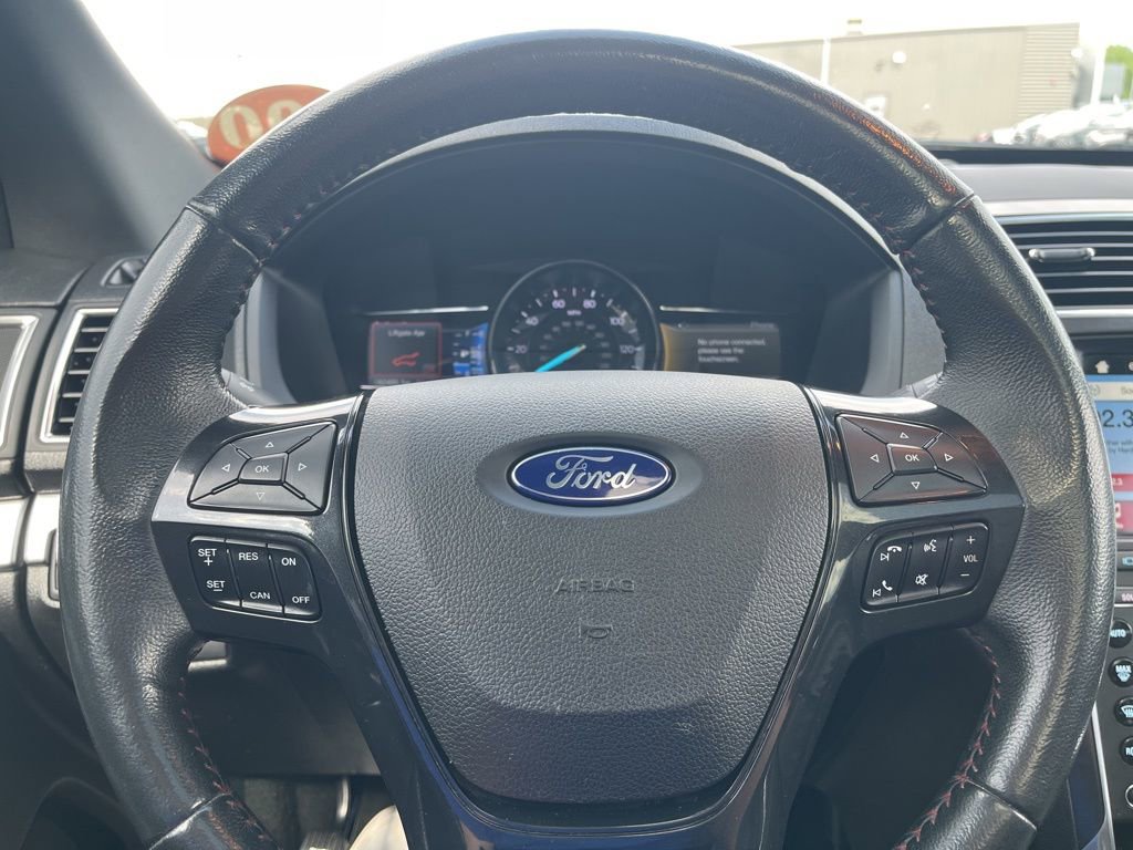 Used 2017 Ford Explorer Sport w/ Equipment Group 401A AWD/4WD image 17