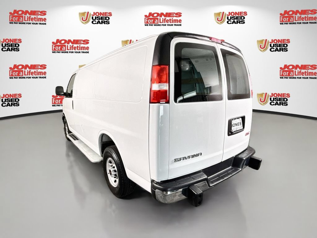 Used 2025 GMC Savana 2500 w/ Driver Convenience Package RWD image 2