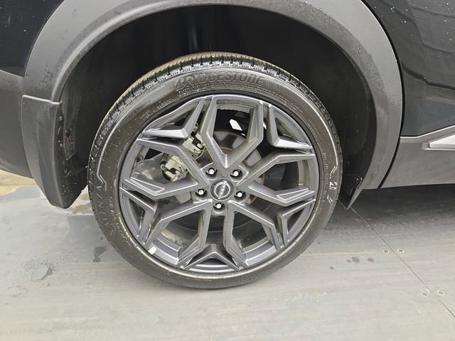 Used 2025 Nissan Kicks SR image 20