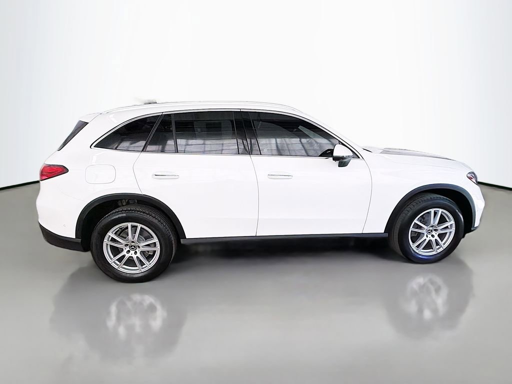 Used 2023 Mercedes-Benz GLC 300 4MATIC image 8