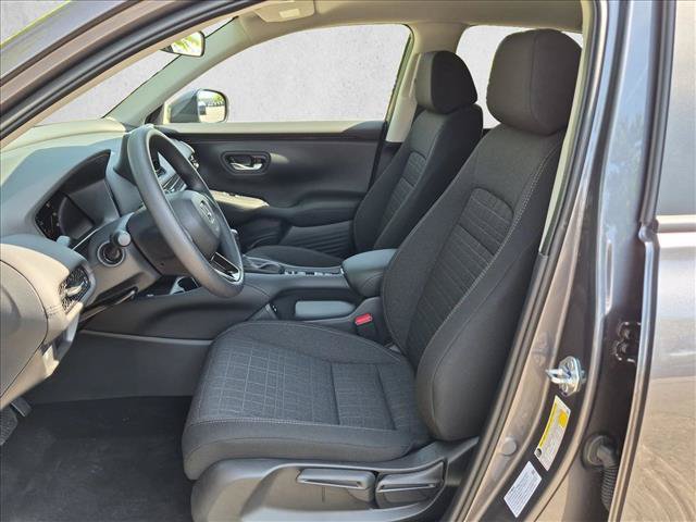 New 2027 Honda HR-V LX image 4