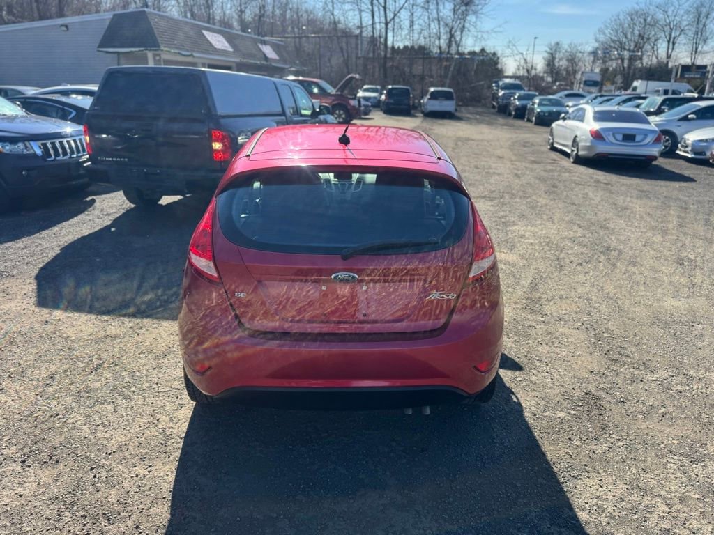 Used 2011 Ford Fiesta SE w/ 202A Rapid Spec Order Code image 7