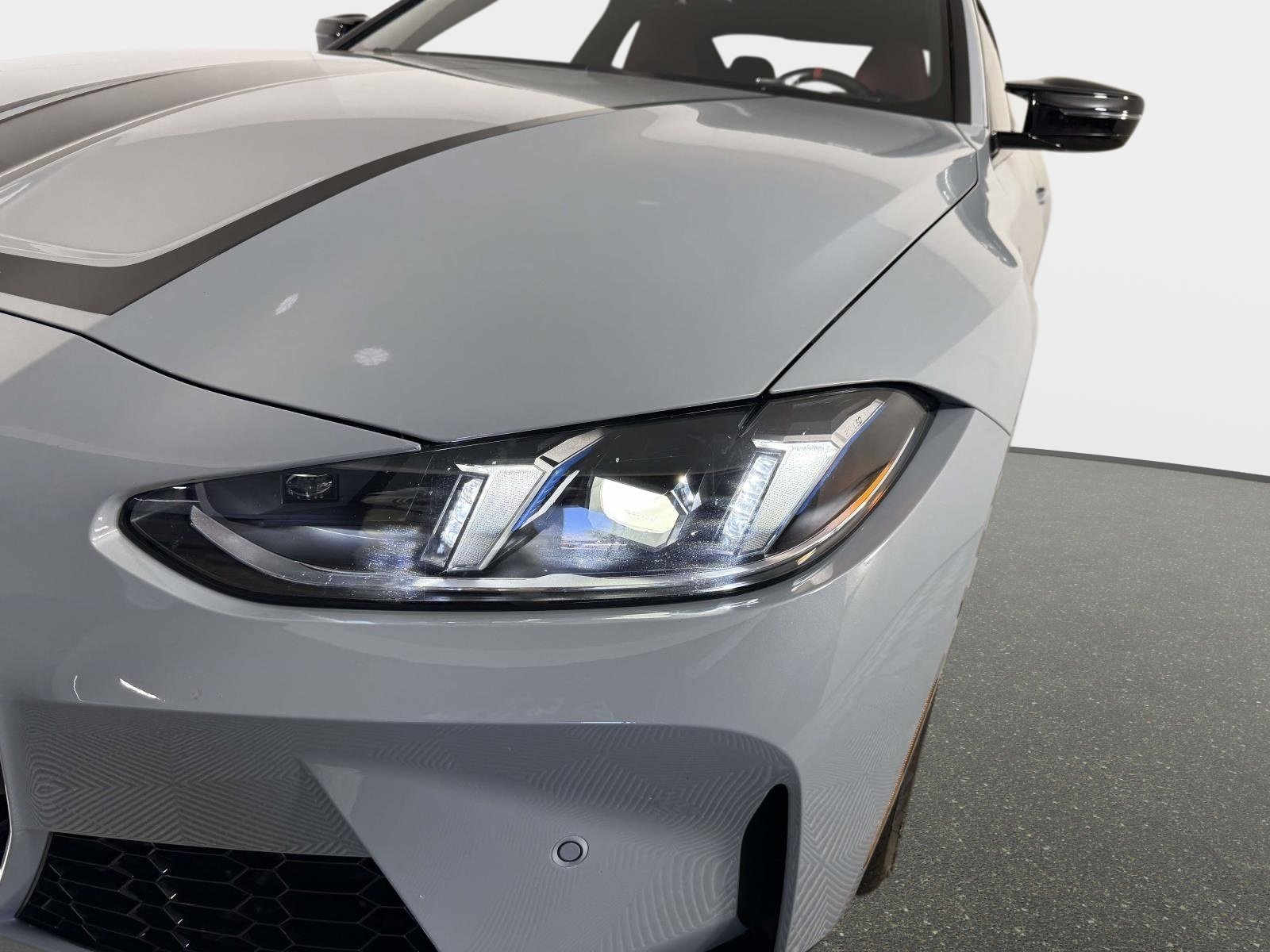 Used 2025 BMW M4 Coupe w/ Parking Assistance Package image 10