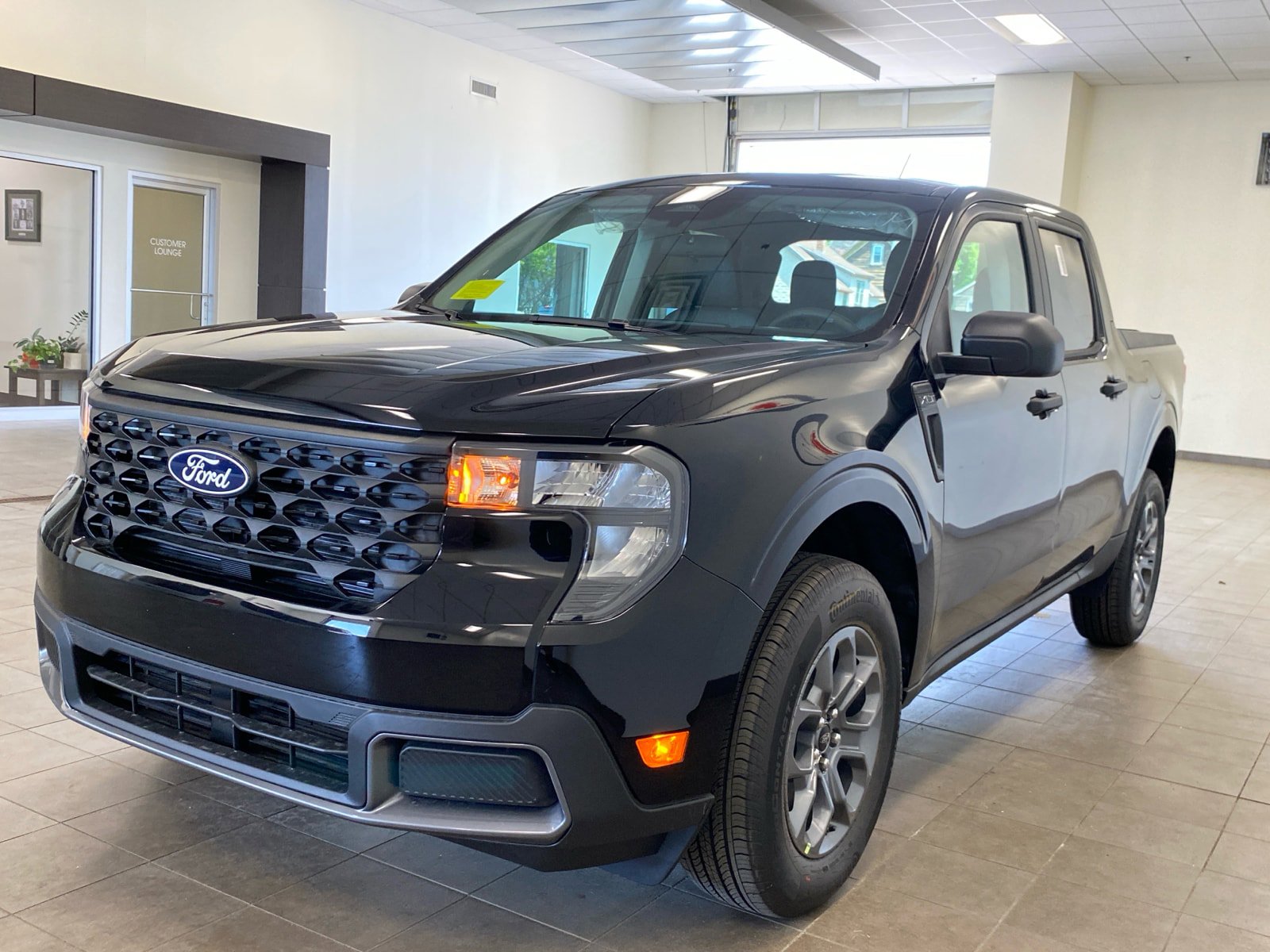 New 2026 Ford Maverick XLT AWD/4WD image 3