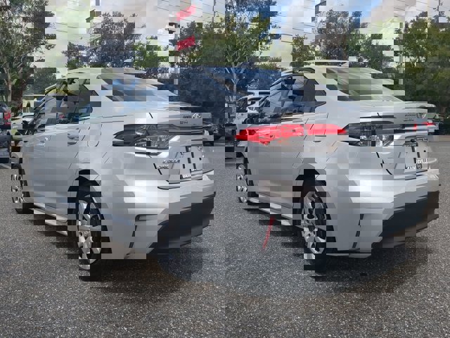 Used 2023 Toyota Corolla LE image 5