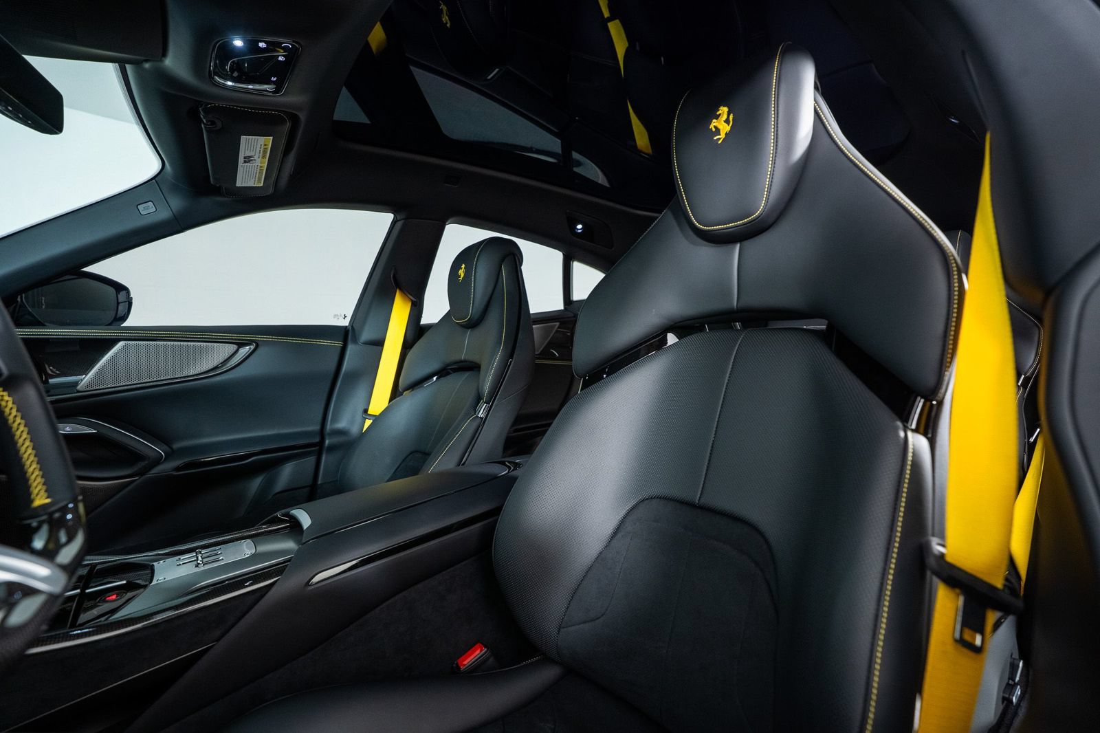 Certified 2025 Ferrari Purosangue AWD/4WD image 22