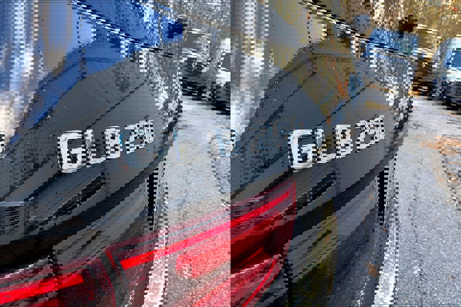 New 2026 Mercedes-Benz GLB 250 4MATIC image 7