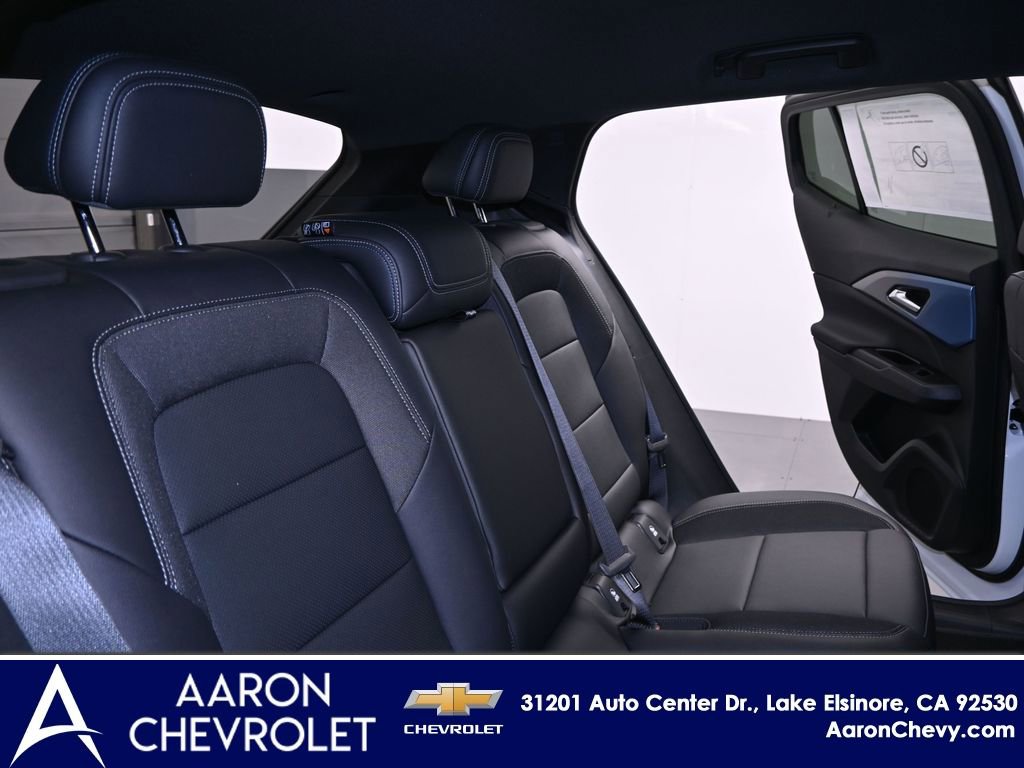 New 2026 Chevrolet Equinox EV LT image 24