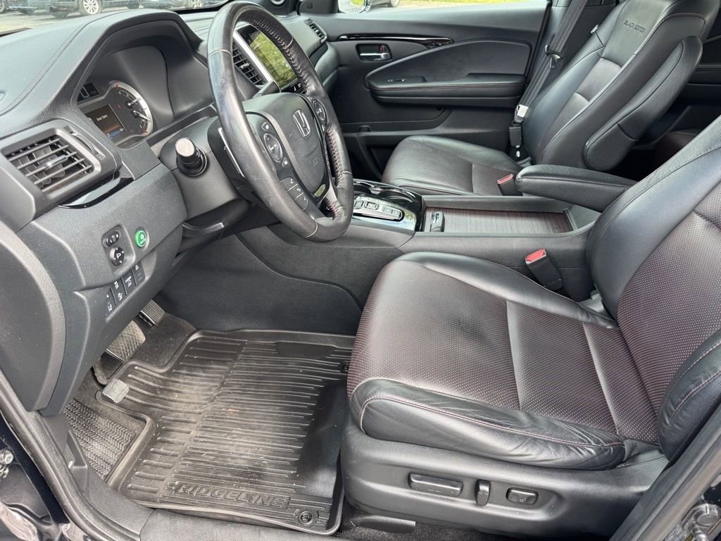 Used 2020 Honda Ridgeline Black Edition image 9