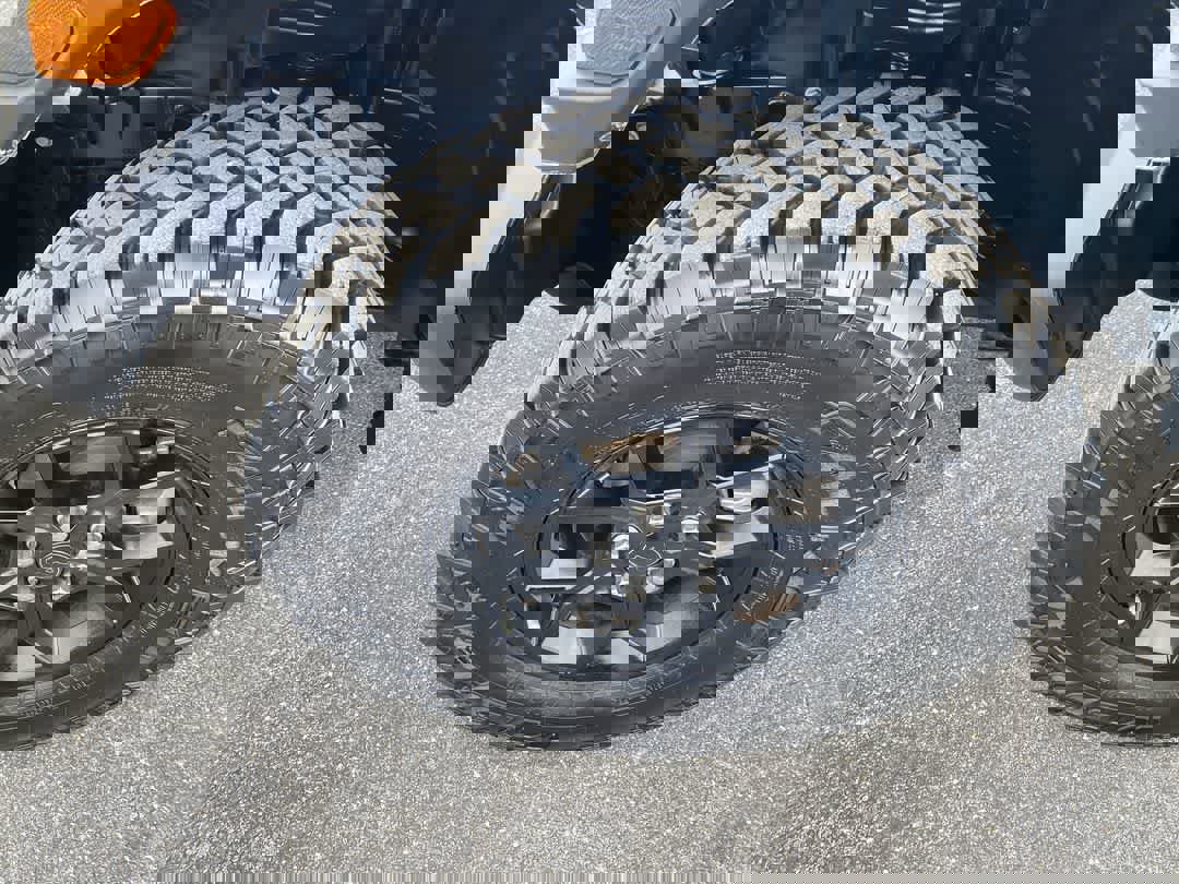 Used 2024 Jeep Wrangler Willys image 10