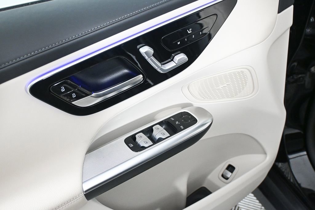 Certified 2024 Mercedes-Benz GLC 300 4MATIC image 8