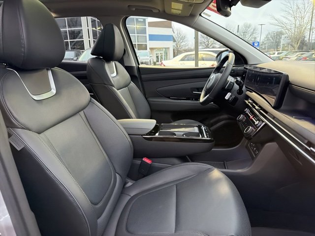 Certified 2025 Hyundai Tucson Limited image 43