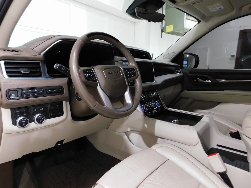 Used 2023 GMC Yukon Denali image 31