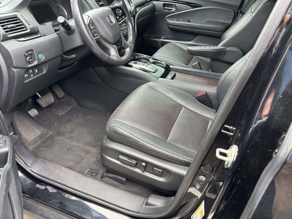 Used 2020 Honda Pilot Black Edition image 8