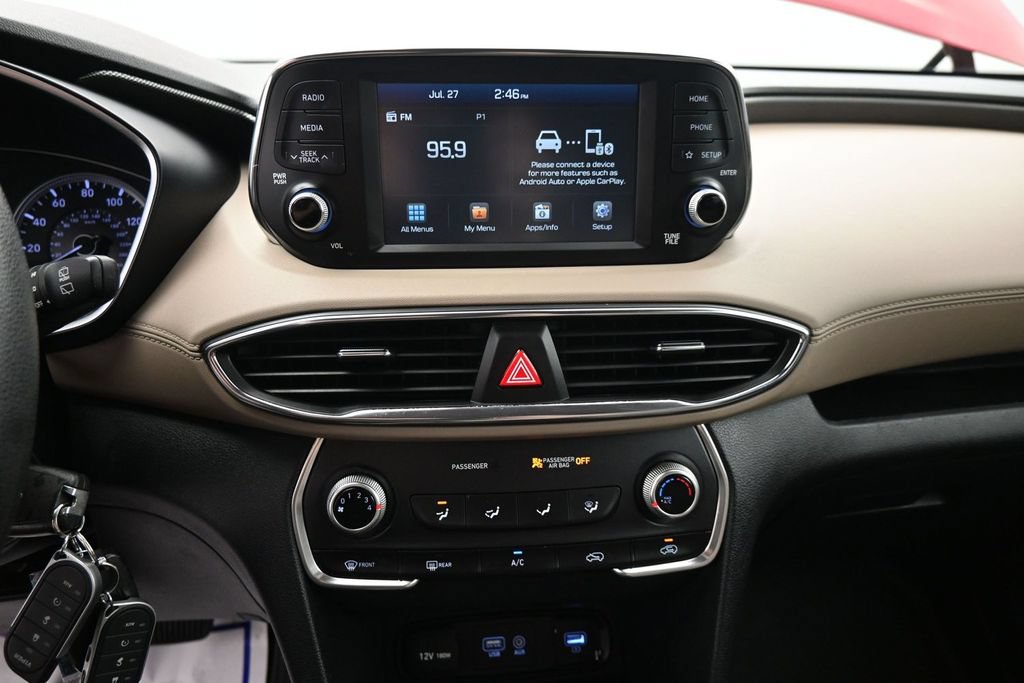 Used 2020 Hyundai Santa Fe SE AWD/4WD image 18