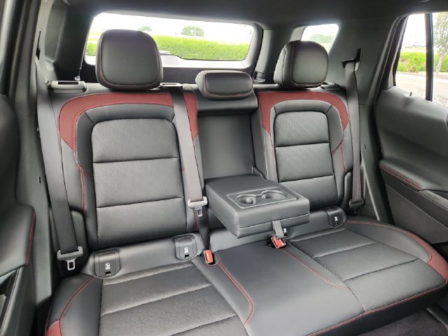 New 2027 Chevrolet Equinox RS w/ Safety and Technology Package FWD image 17