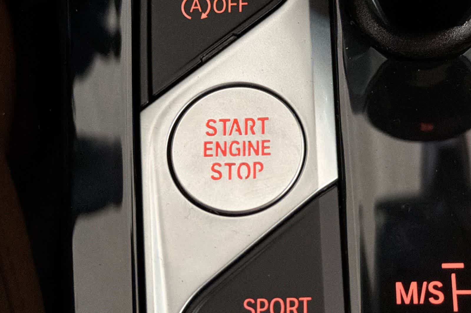 Used 2022 BMW X3 sDrive30i w/ M Sport Package RWD image 23
